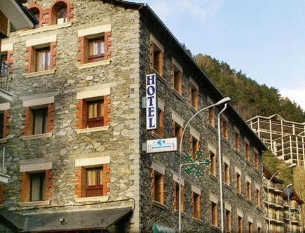Hotel Arinsal Kültér fotó